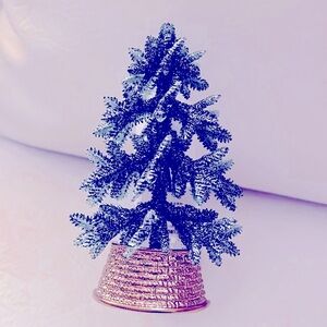 Natural Tree Wallflowers Scent Control Plug In!